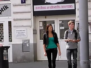 Hunt4k. undergiven otrogen vittnen promiskuös gf knullad hårt av älskare